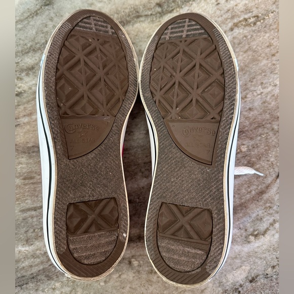 Hot Pink Converse Size 9 - Picture 7 of 11